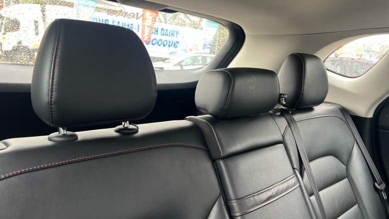 MG Hs 1.5 T-GDI Excite 5dr DCT Petrol Hatchback